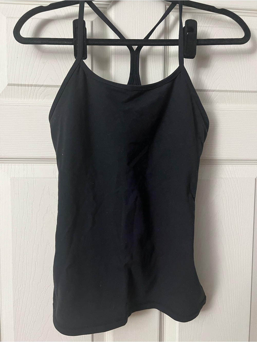 #013 Lululemon Black Power Y Built In Bra Yoga Tank Estimated Size 6 - Picture 1 of 4